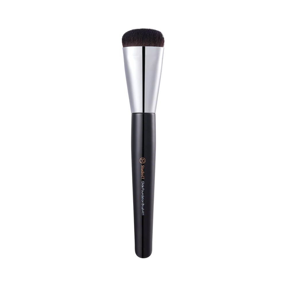 Glide Foundation Brush 411 by STUDIO17 at GWENCHANDA Korean Cosmetics Shop - 2