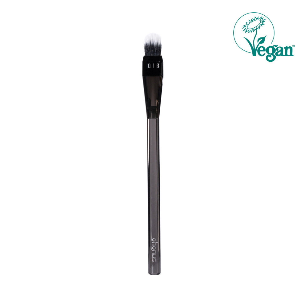 #016 Multi Brush by Ohgnus at GWENCHANDA Korean Cosmetics Shop - 1