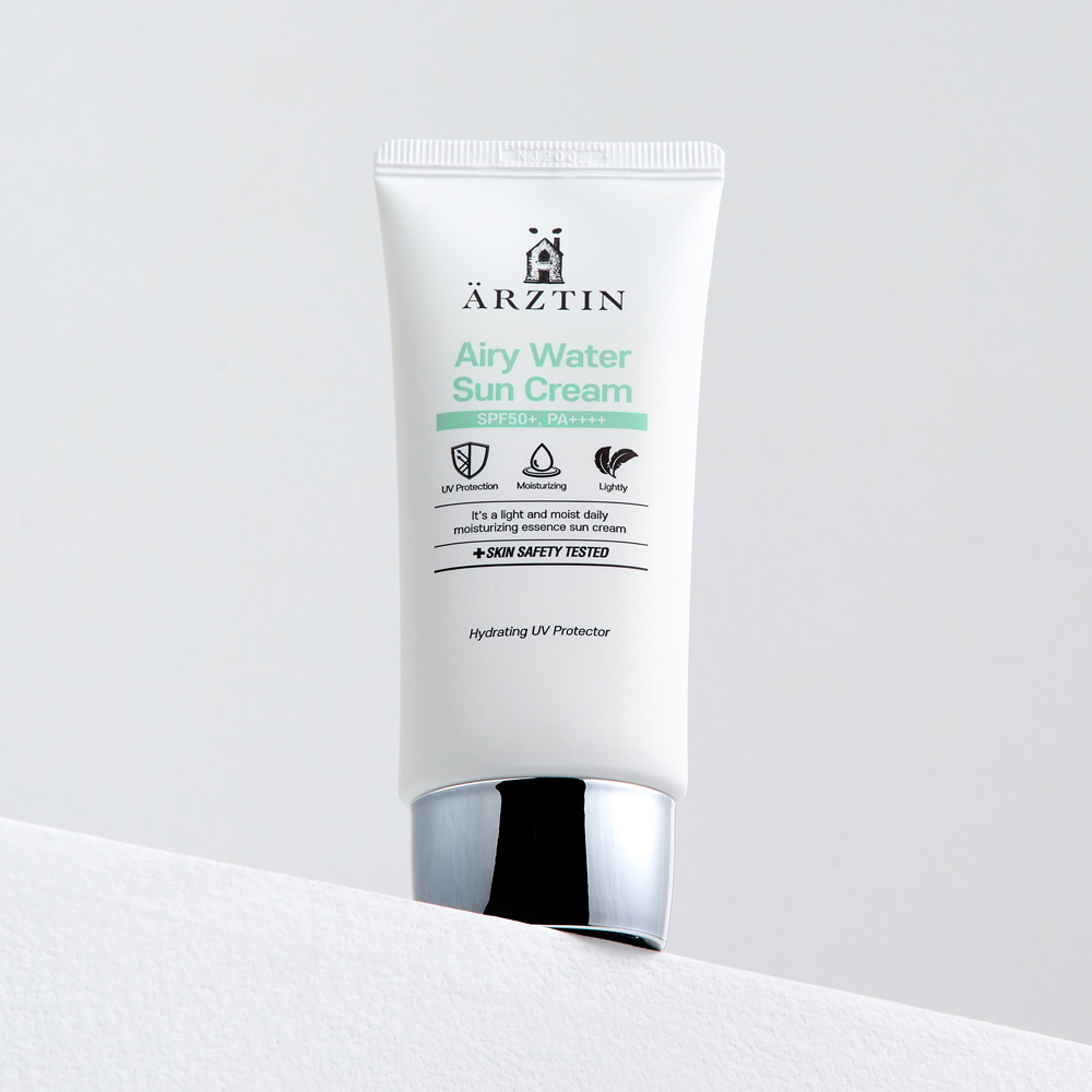 Airy Water Sun Cream 60ml by ARZTIN at GWENCHANDA Korean Cosmetics Shop - 2