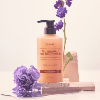 Eau Thermale Scrub Body Wash 500ml (Leather Iris)